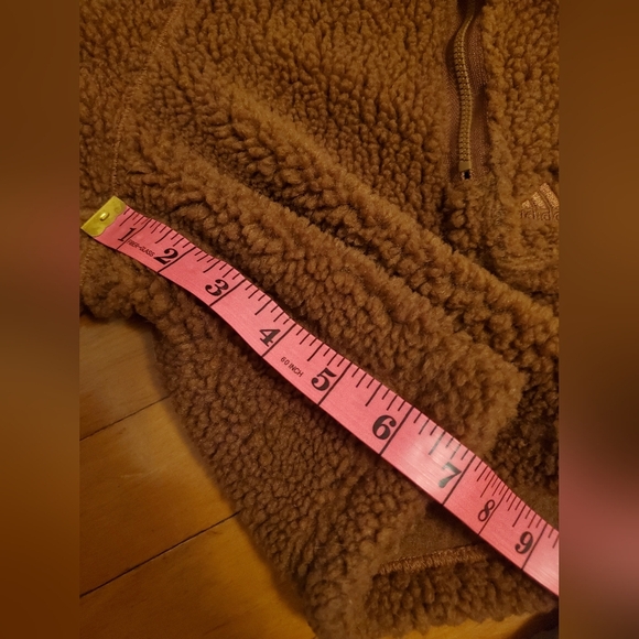 Adidas x Ivy Park teddy shorts. High waist. Brown. Size S Unisex. - Picture 12 of 12